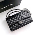 CLASSIC FLAP 25 BLACK LAMBSKIN SILVER HARDWARE