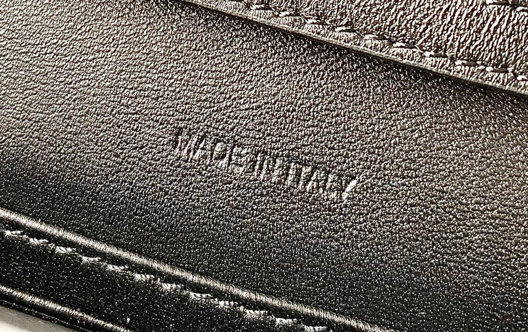 TRIOMPHE WOC 20 BLACK CALFSKIN