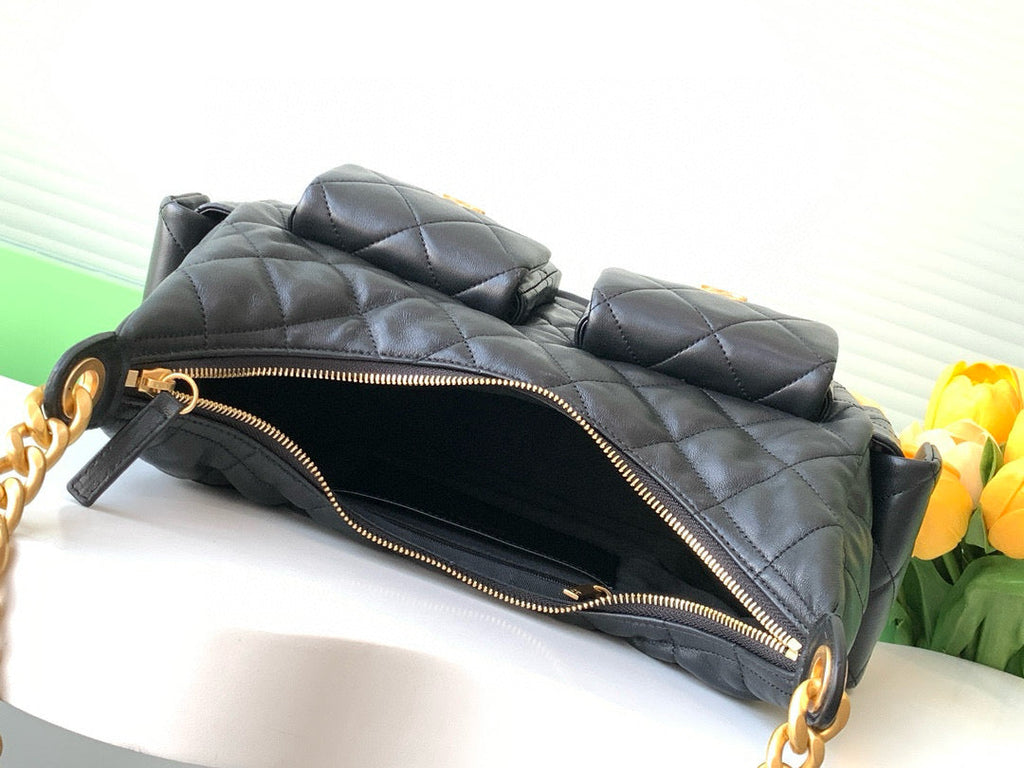 MAXI HOBO BAG 25 IN BLACK LAMBSKIN GOLD HARDWARE