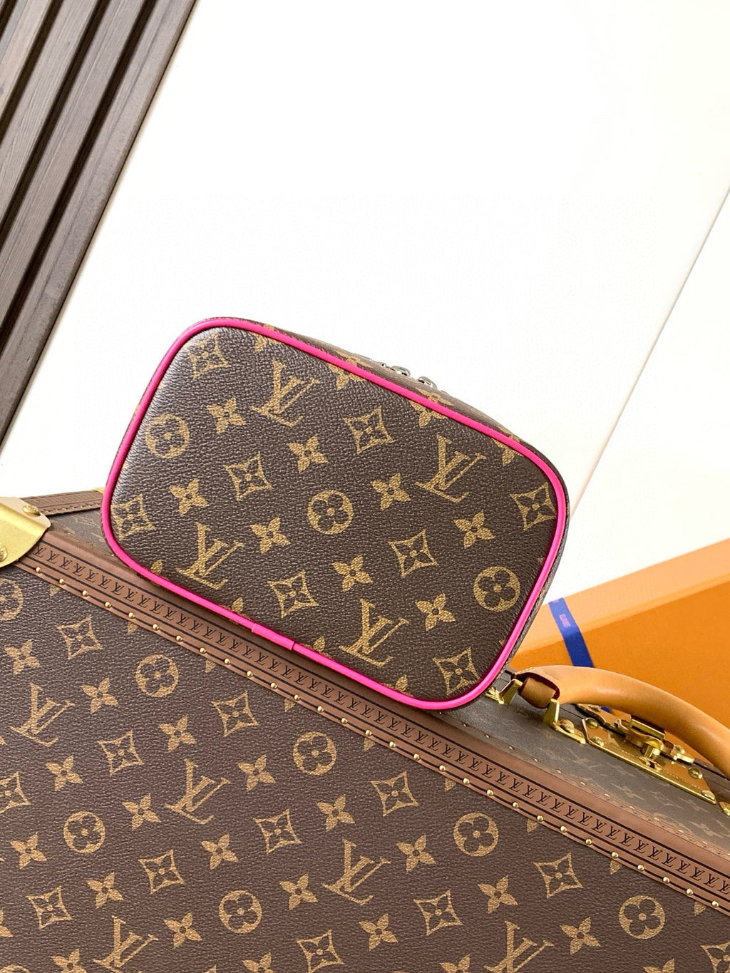 NICE MINI 20 TOILETRY POUCH IN ROSE RED MONOGRAM MACASSAR CANVAS
