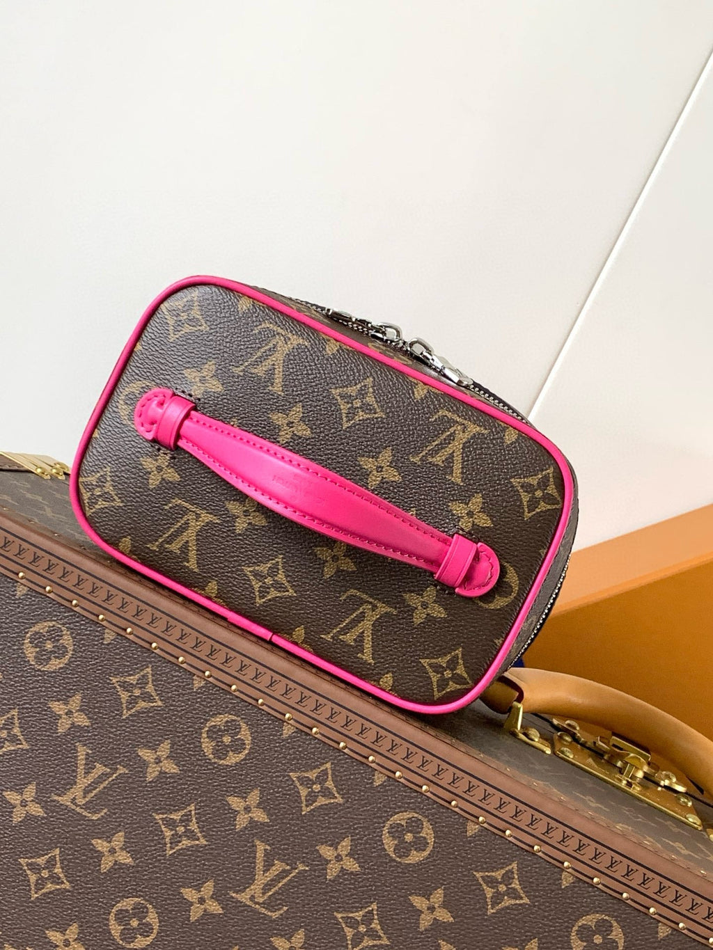 NICE MINI 20 TOILETRY POUCH IN ROSE RED MONOGRAM MACASSAR CANVAS