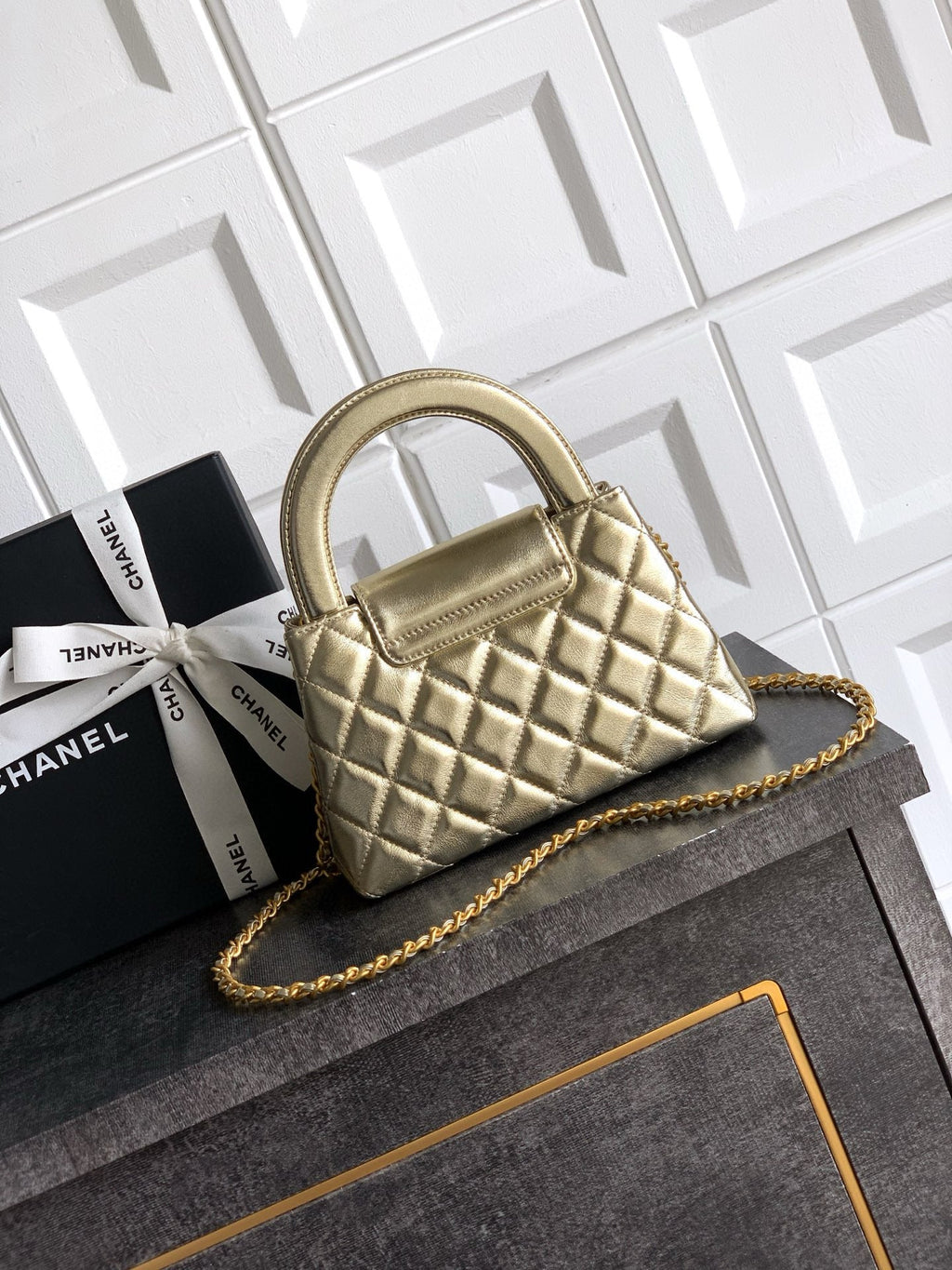 CC 25A nano 19cm kelly shopper bag metallic gold lambskin gold hardware