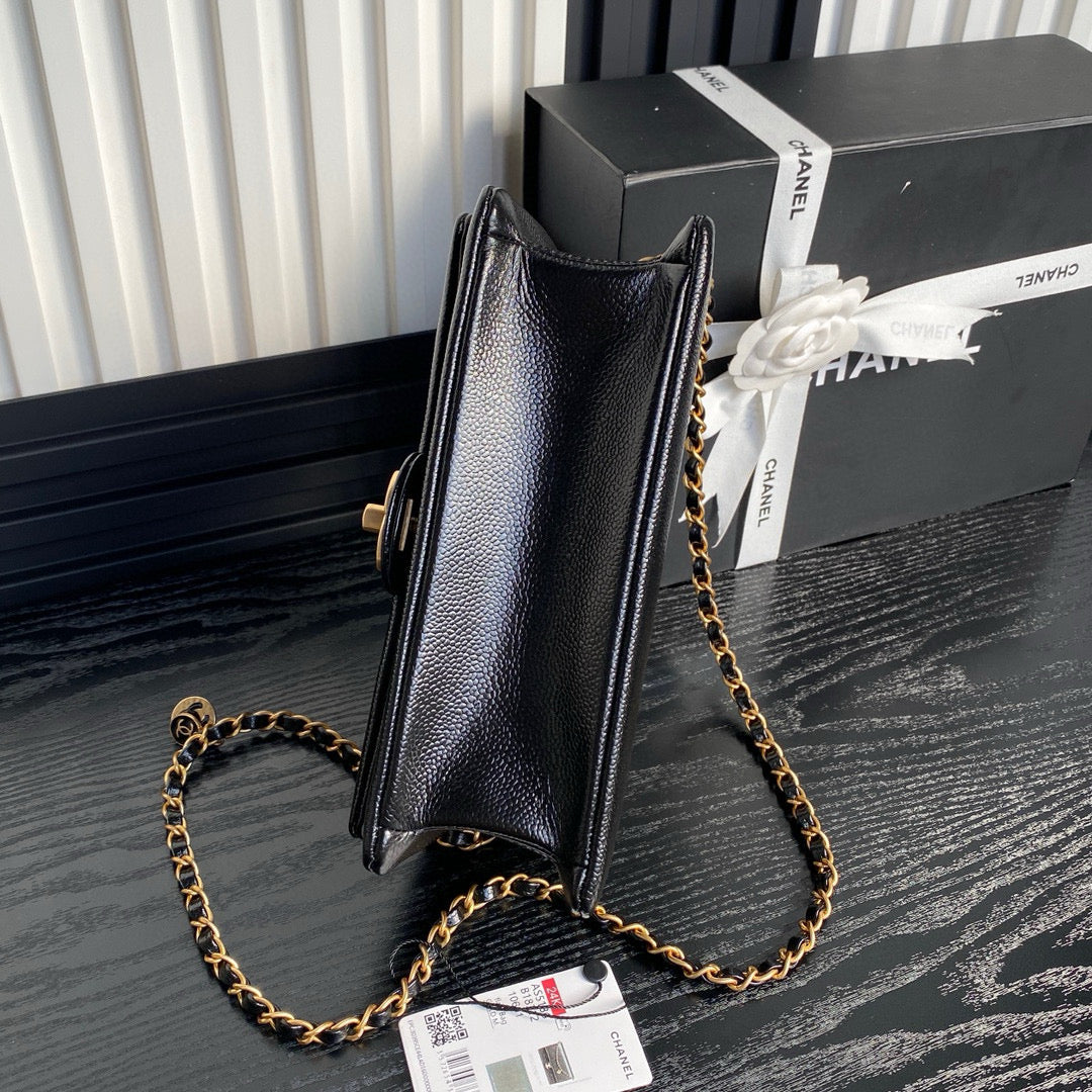 Medium Classic Flap Bag 23cm Black Caviar Calfskin Gold Hardware