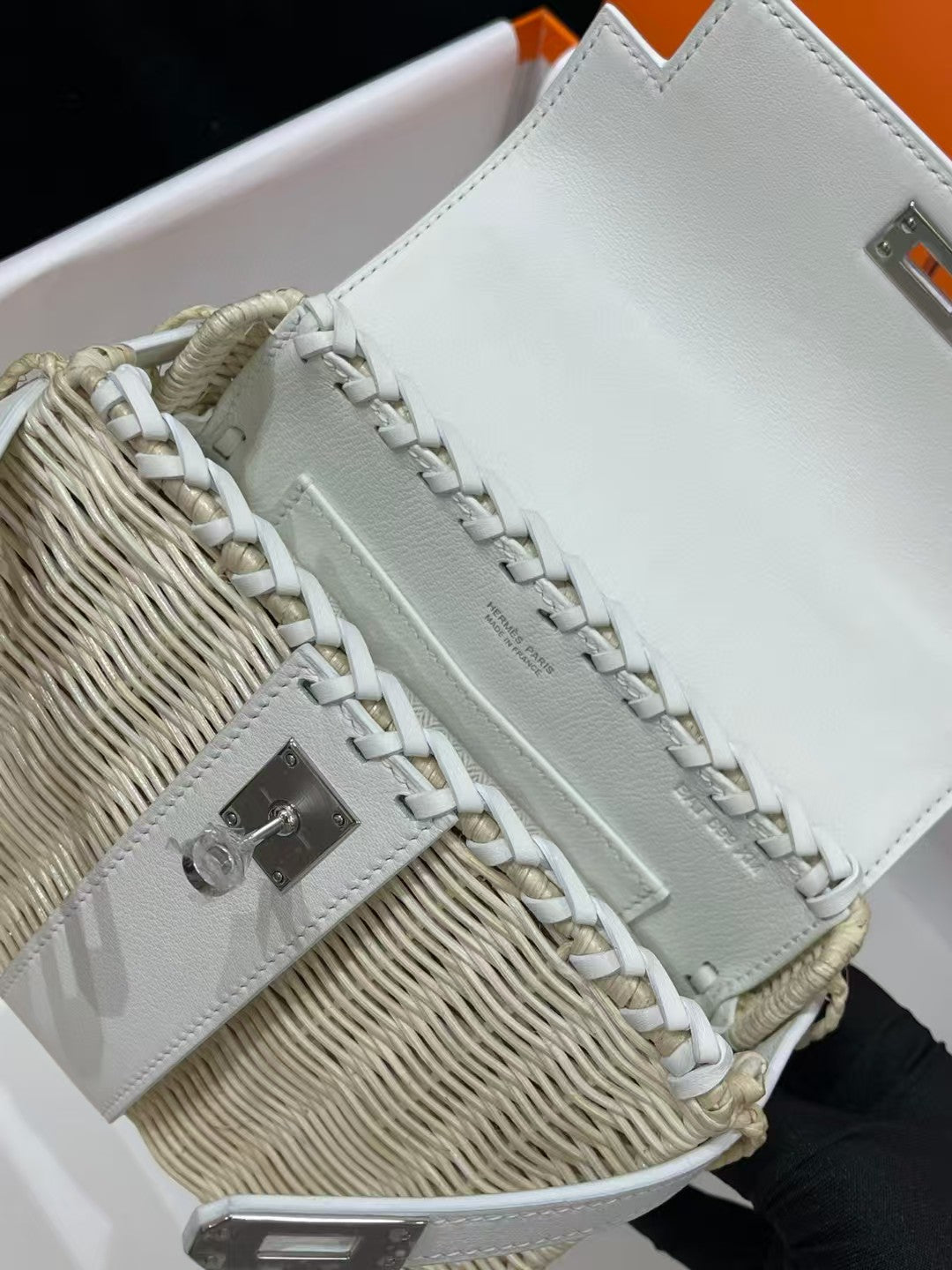 HM KELLY PICNIC WHITE BAMBOO AND RATTAN