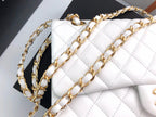 CLASSIC FLAP 25 WHITE LAMBSKIN LIGHT GOLD HARDWARE