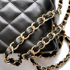 CLASSIC FLAP 30 BLACK LAMBSKIN LIGHT GOLD HARDWARE