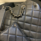 CC TRAVEL TOTE 46CM BLACK COWHIDE SILVER HARDWARE