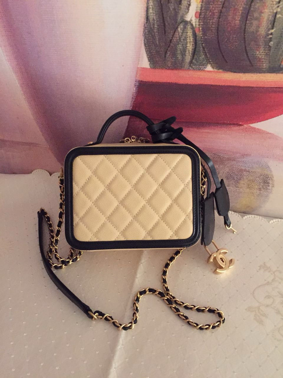 CC Filigree Vanity Case Bag Black Beige Quilted Caviar Leather