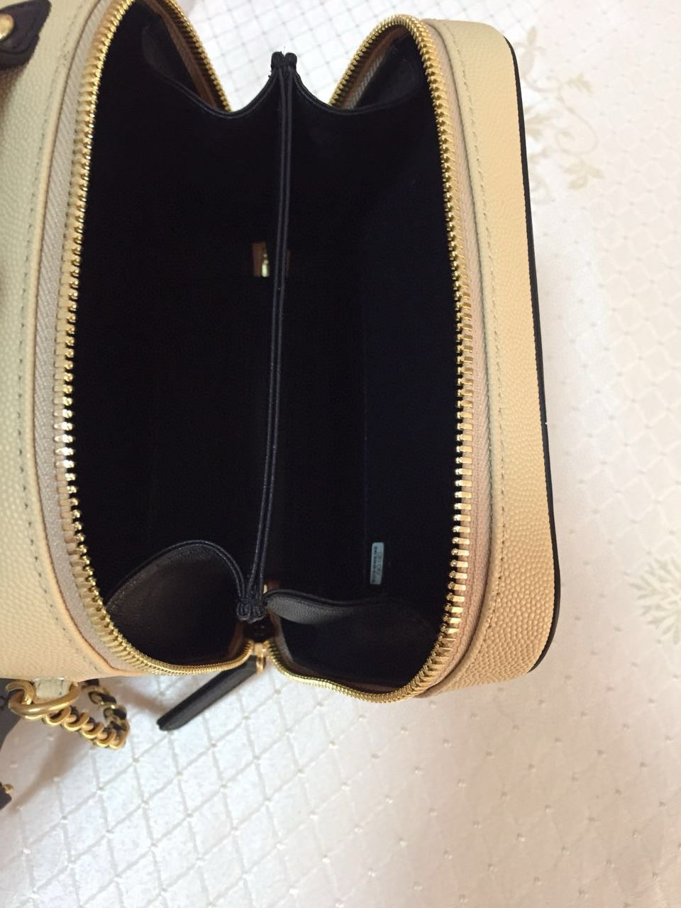 CC Filigree Vanity Case Bag Black Beige Quilted Caviar Leather