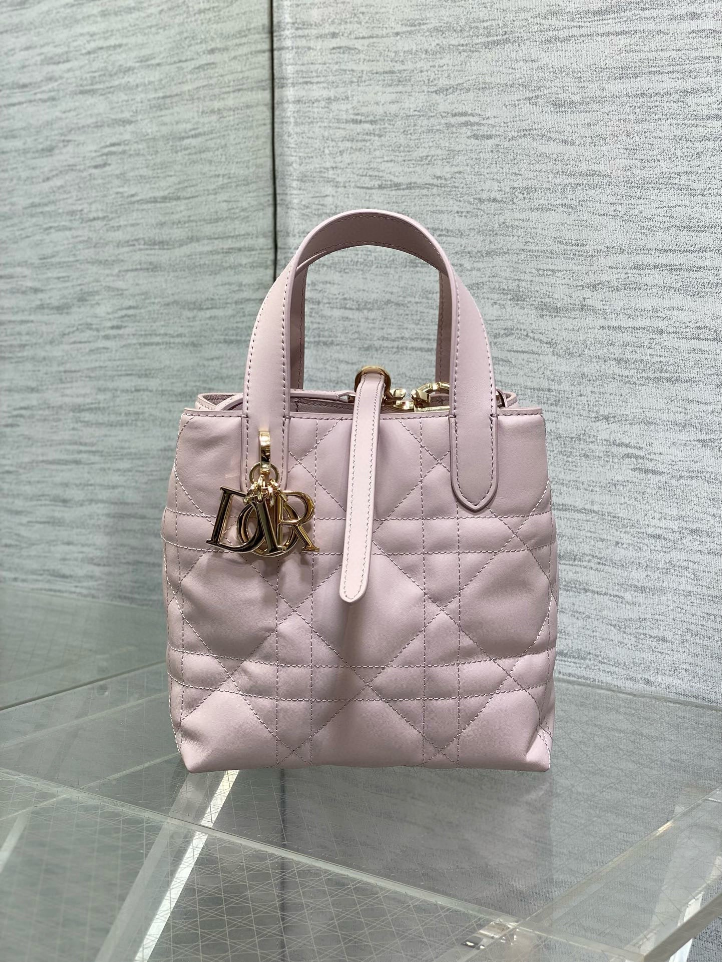 cd toujours light pink calfskin