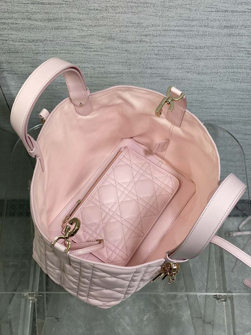 cd toujours light pink calfskin