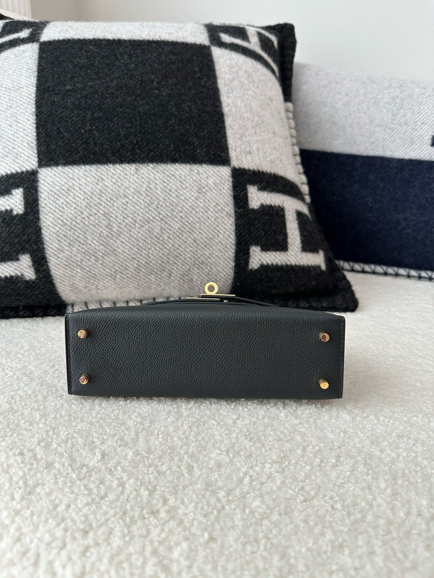 HM Mini Kelly 19cm Black Epsom Gold Hardware Best Version