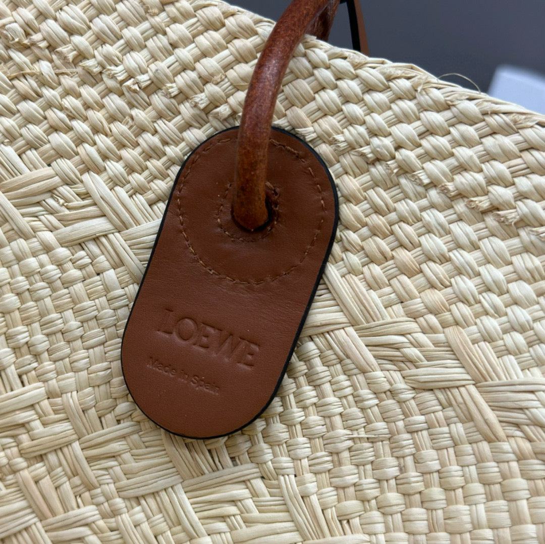 LOE ANAGRAM BASKET 46CM BAG IN NATURAL MIX BROWN IRACA PALM AND CALFSKIN