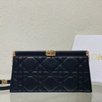 CHAIN CLUTCH 27 BAG IN BLACK LAMBSKIN