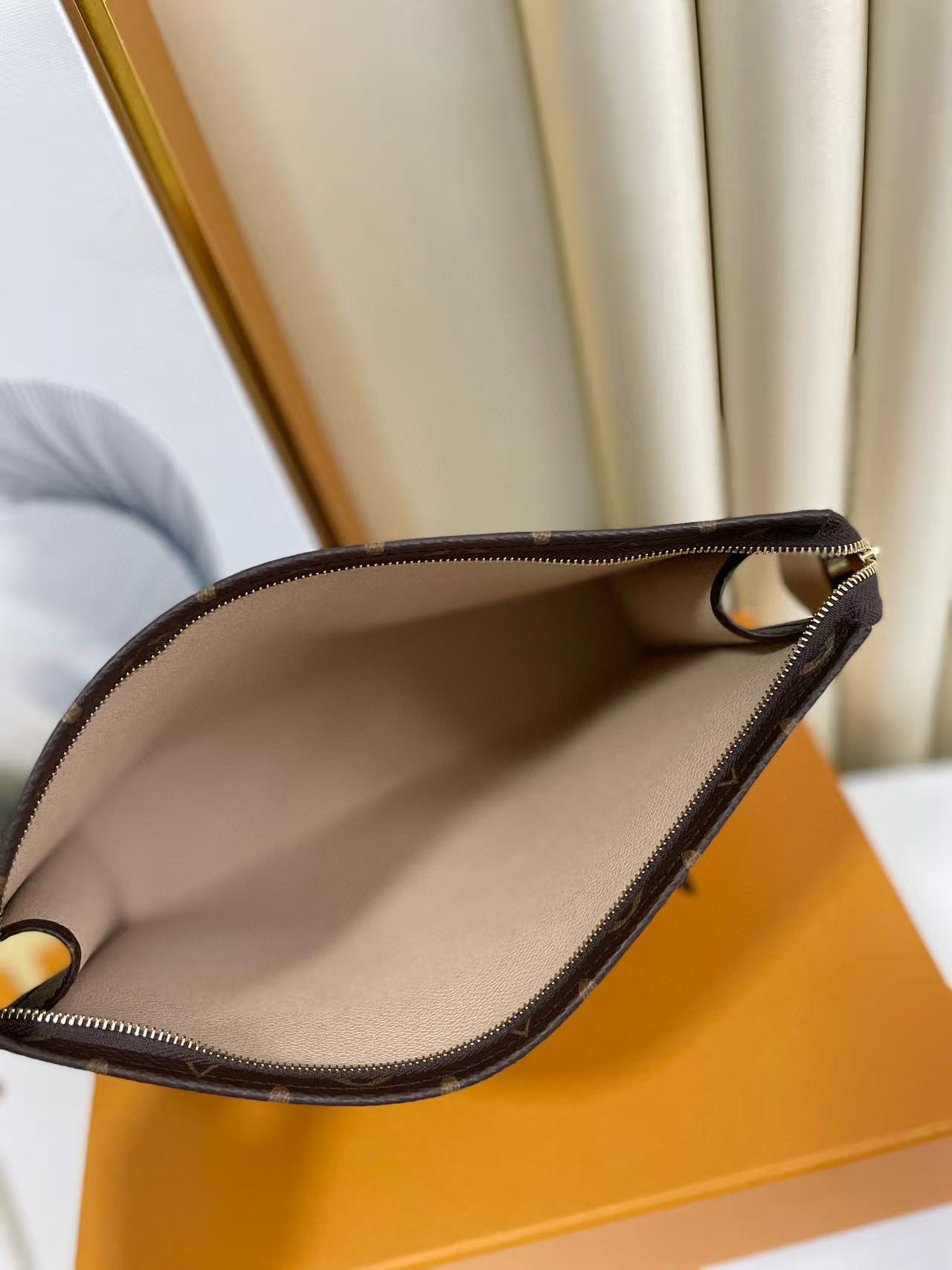 LV Toiletry Clutch 26cm Brown Monogram Canvas Leather