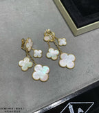 ECLOVER MOP 4 MOTIFS GOLD EARRINGS