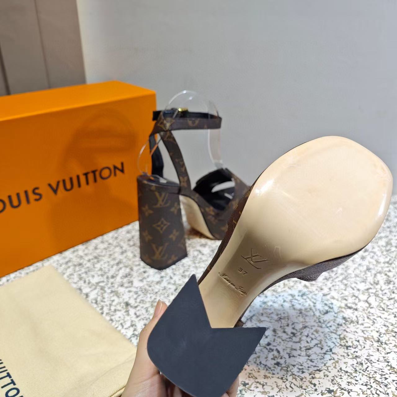 LV Shake Sandals 11cm High Block Heel Brown Monogram Leather