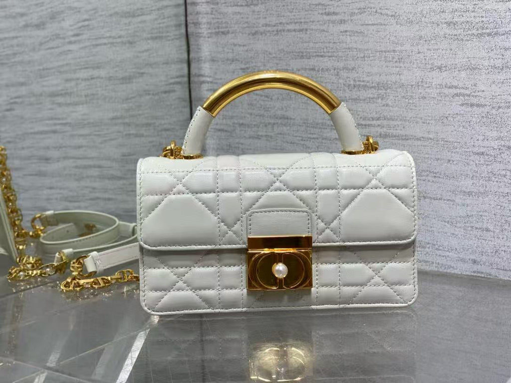 CD Macrocannage Ange Shoulder Bag 20 White Calfskin