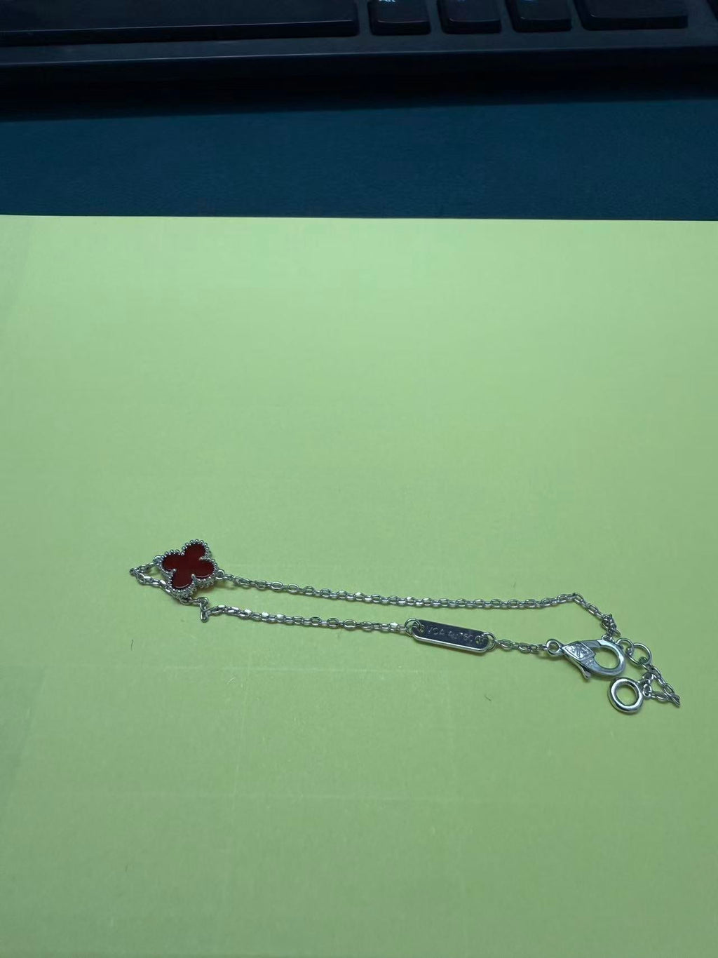 CLOVER 1 MOTIF RED SILVER BRACELET