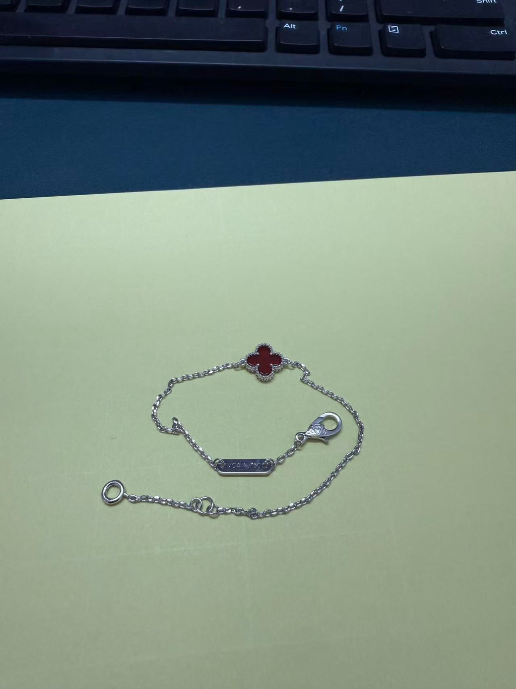 CLOVER 1 MOTIF RED SILVER BRACELET