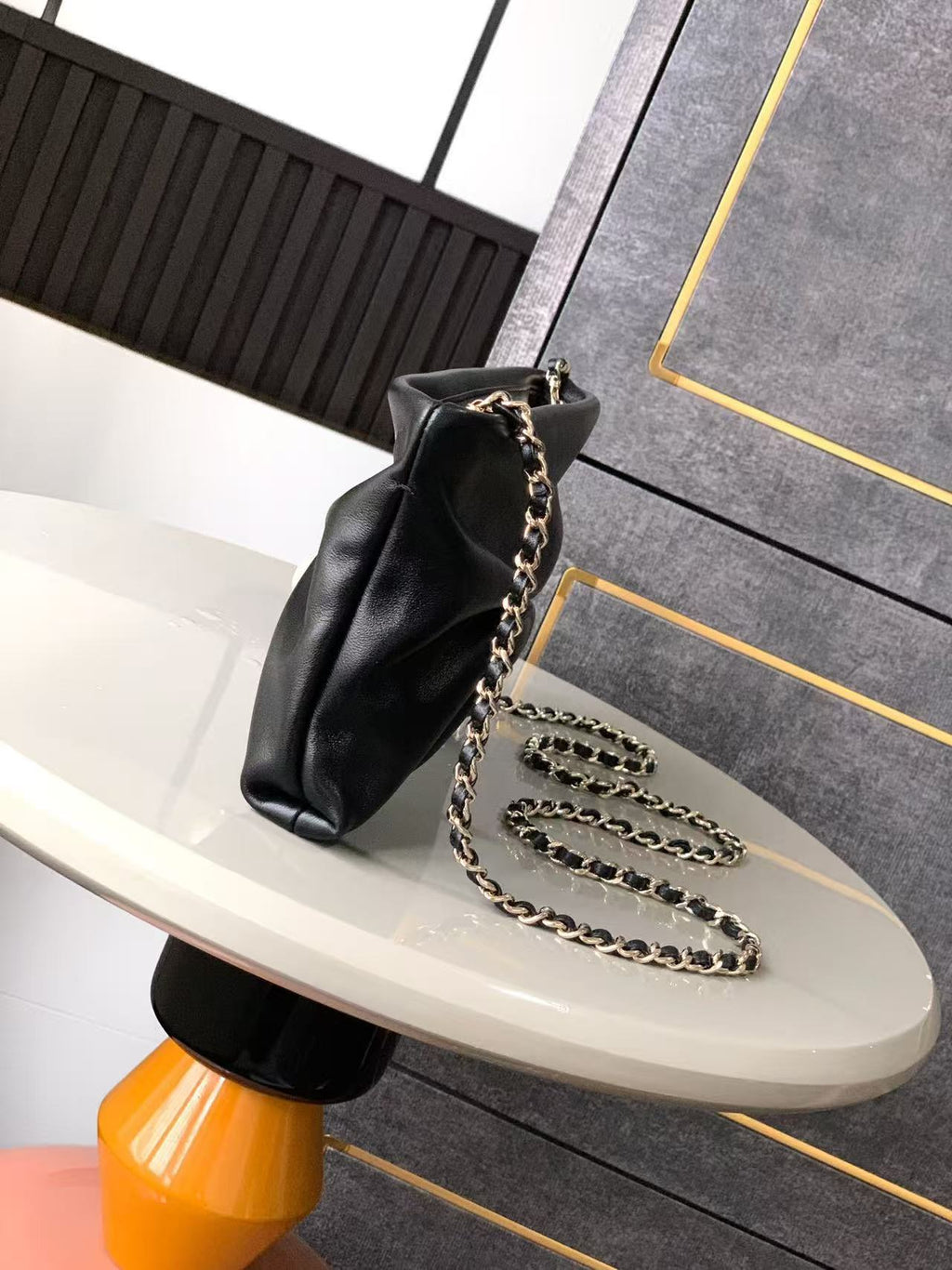 Chanel 2025 Shiny Pearl Clutch With Chain Bag 24cm Black Lambskin