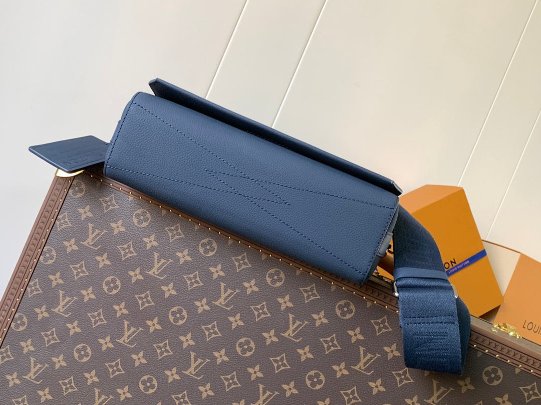 LV Aerogram messenger bag blue cowhide M21363