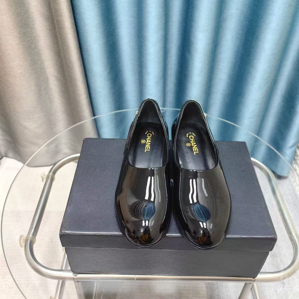 Chanel 2025 Loafer Black Patent Leather