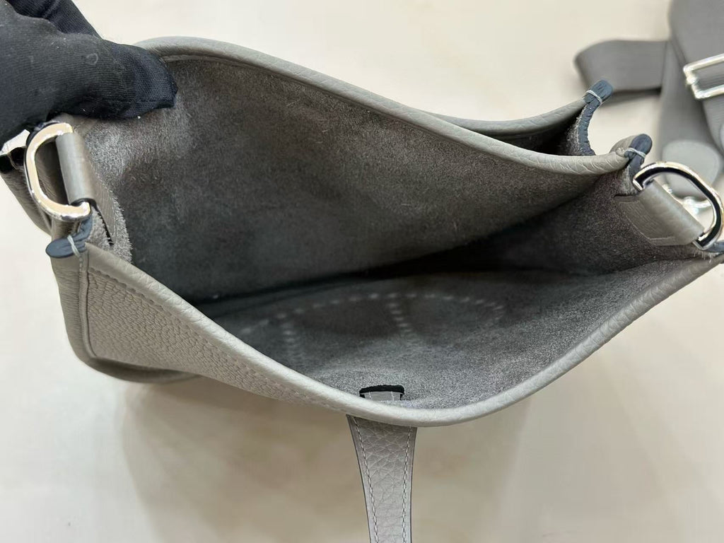 HM Evelyne 23cm Grey Togo Silver Hardware