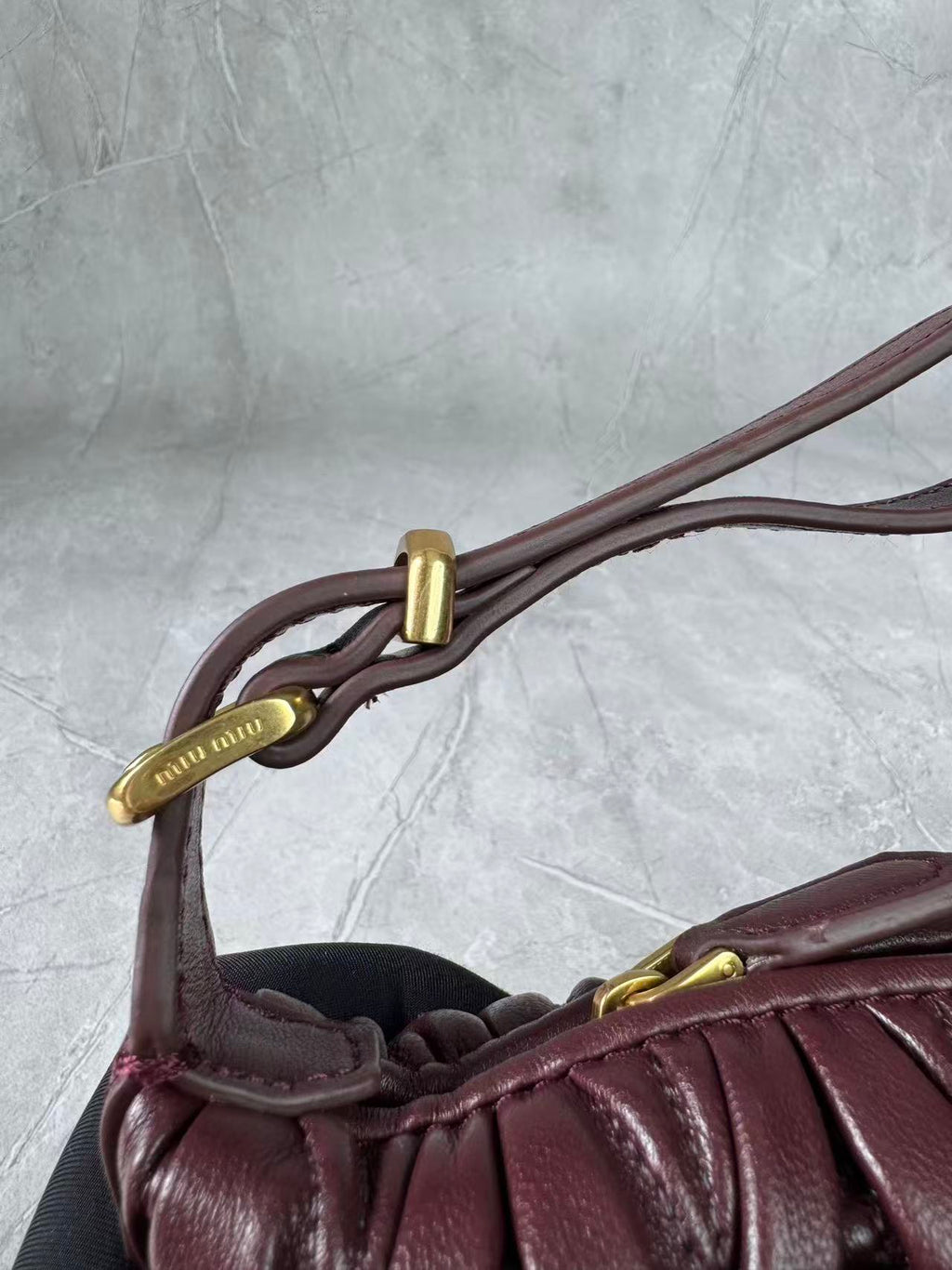 Miu Matelassé Pouch Bag 23cm Burgundy Leather