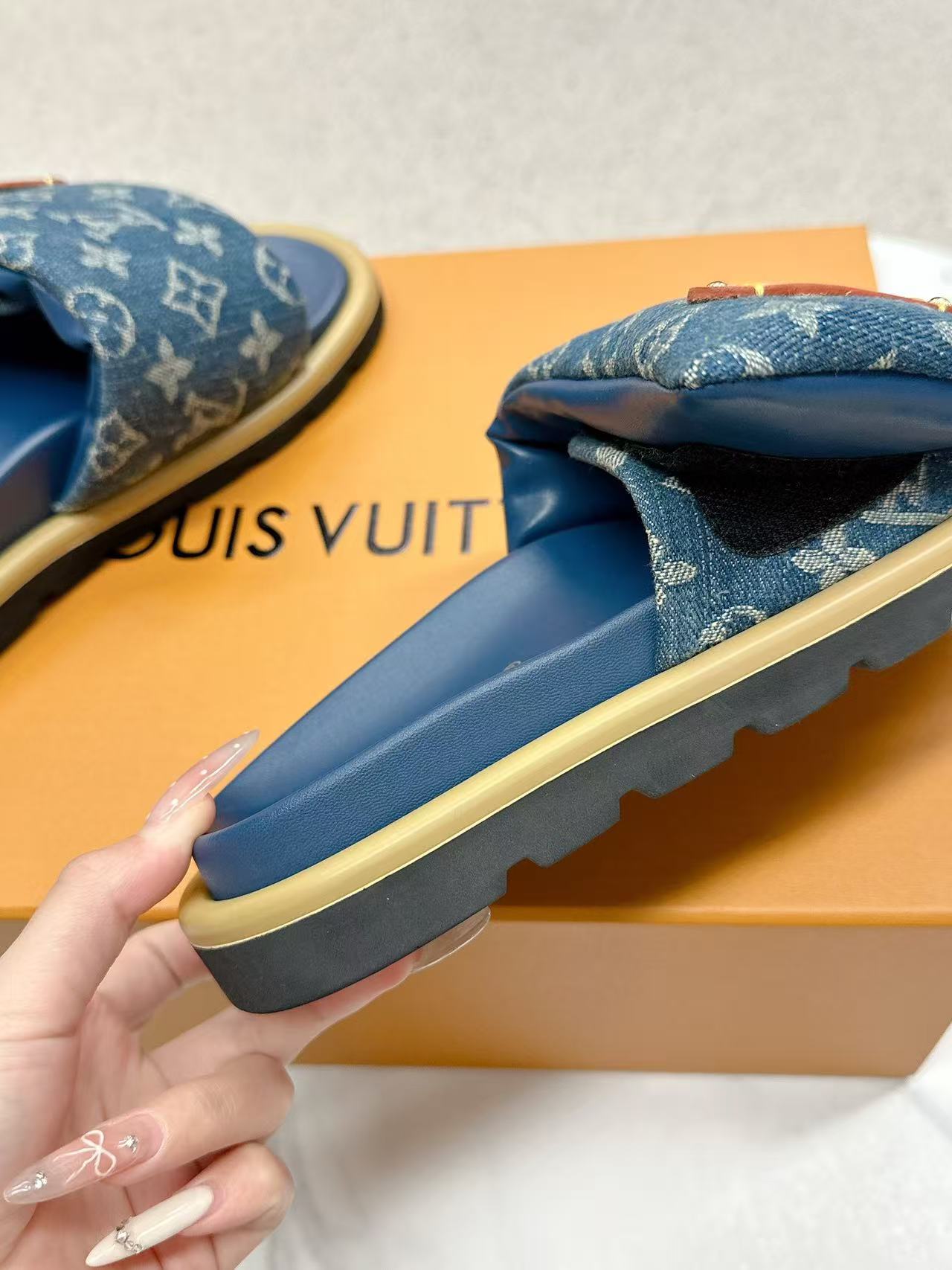LV Pool Pillow Flat Comfort Mule Blue Denim