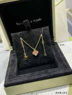 Alhambra Pendant