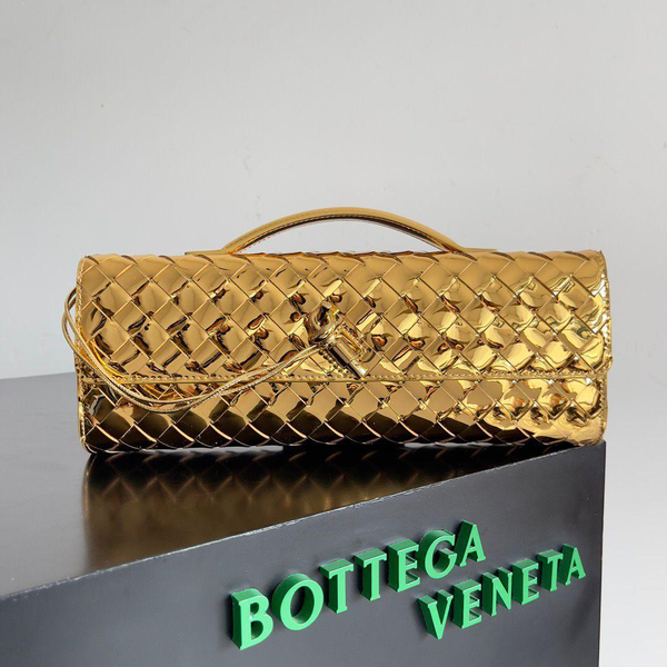 BV Long Clutch Andiamo With Handle 31cm Golden Metalic Calfskin