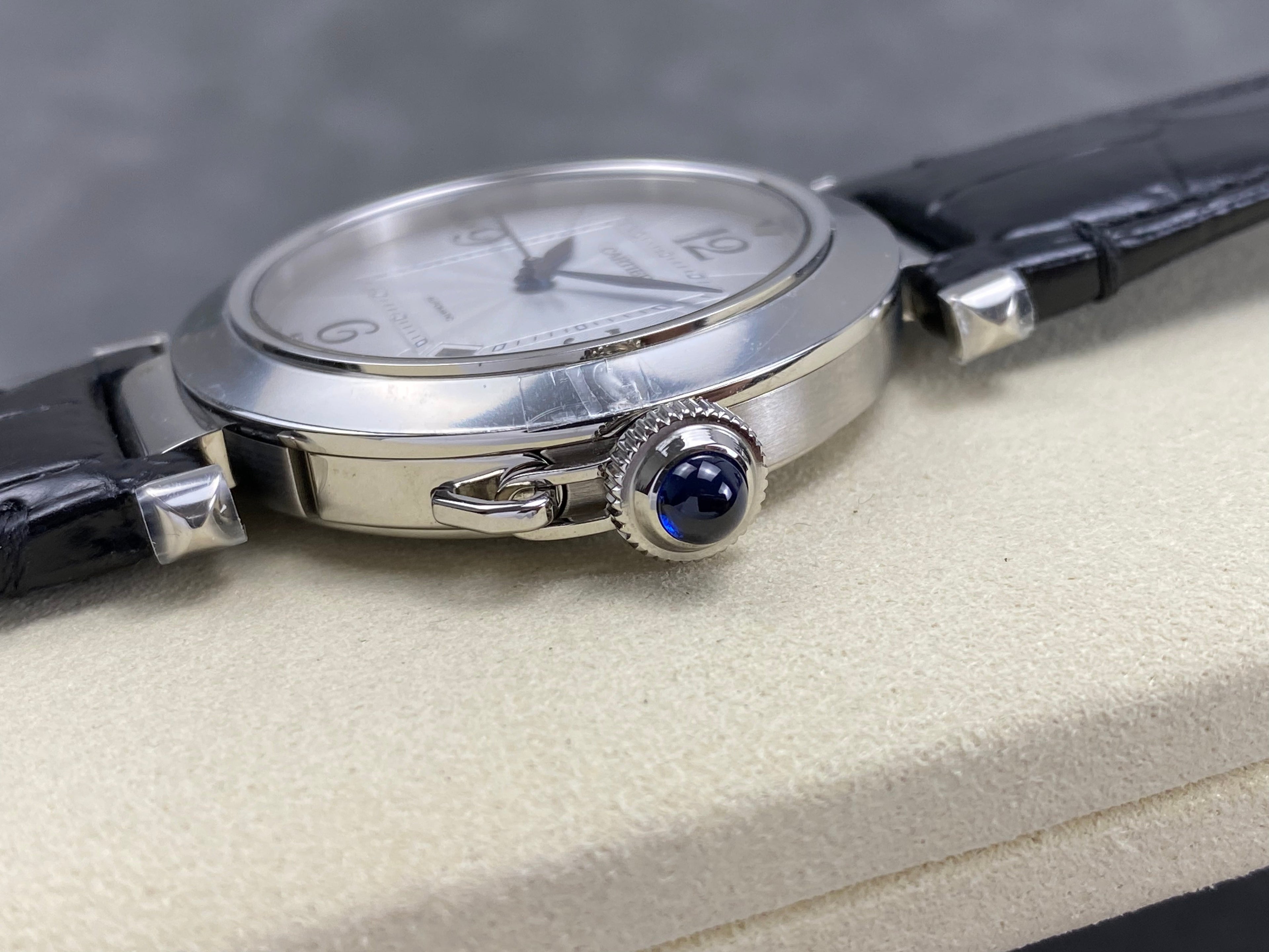 Pasha 41 mm mechanical silver white dial black leather
