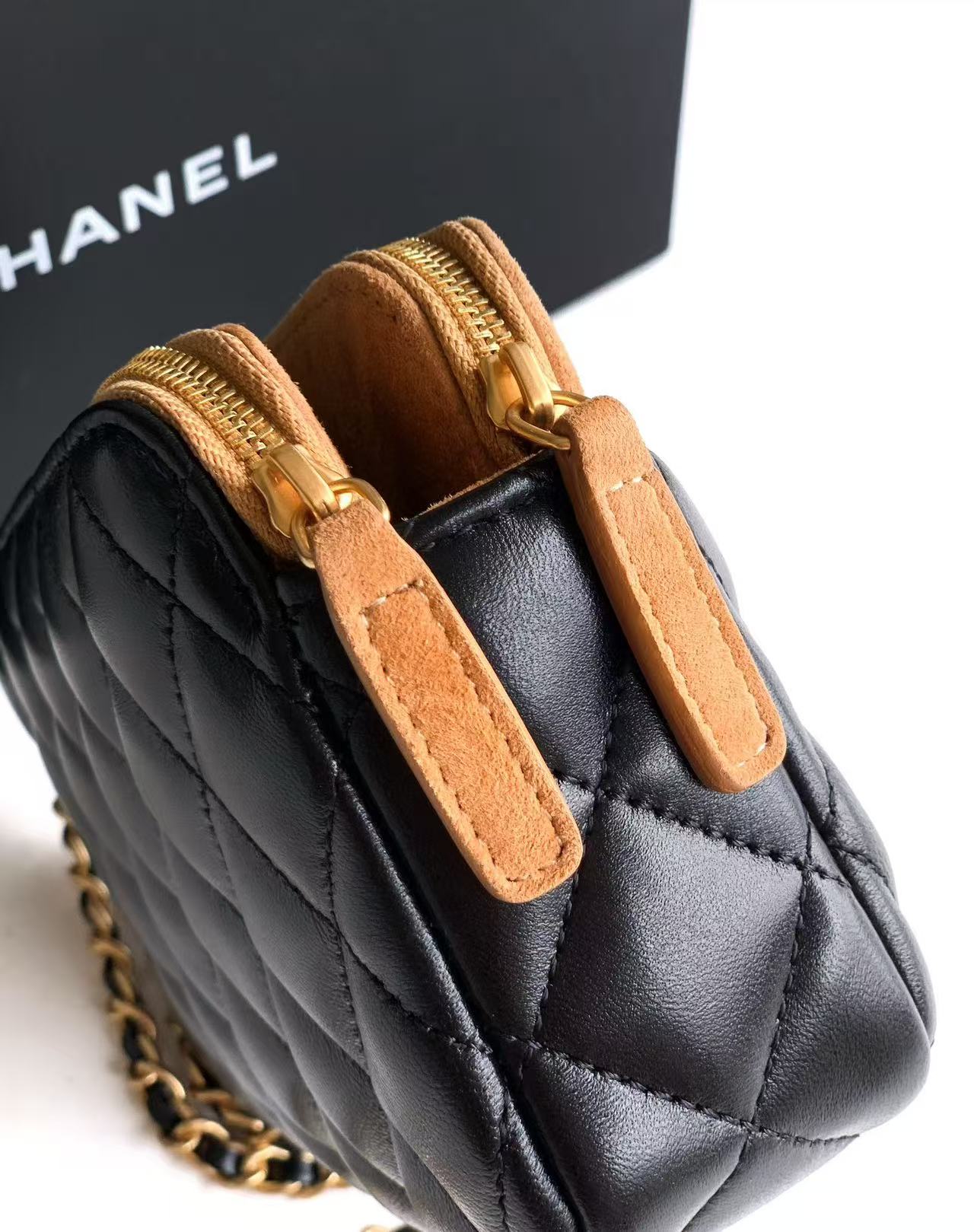 CC 25A Touch Phone Holder Bag 17.5cm with Chain Black Brown Lamskin