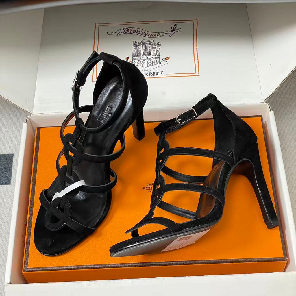 HM 26S STRAPPY HIGH HEEL 105MM IN BLACK LAMBSKIN
