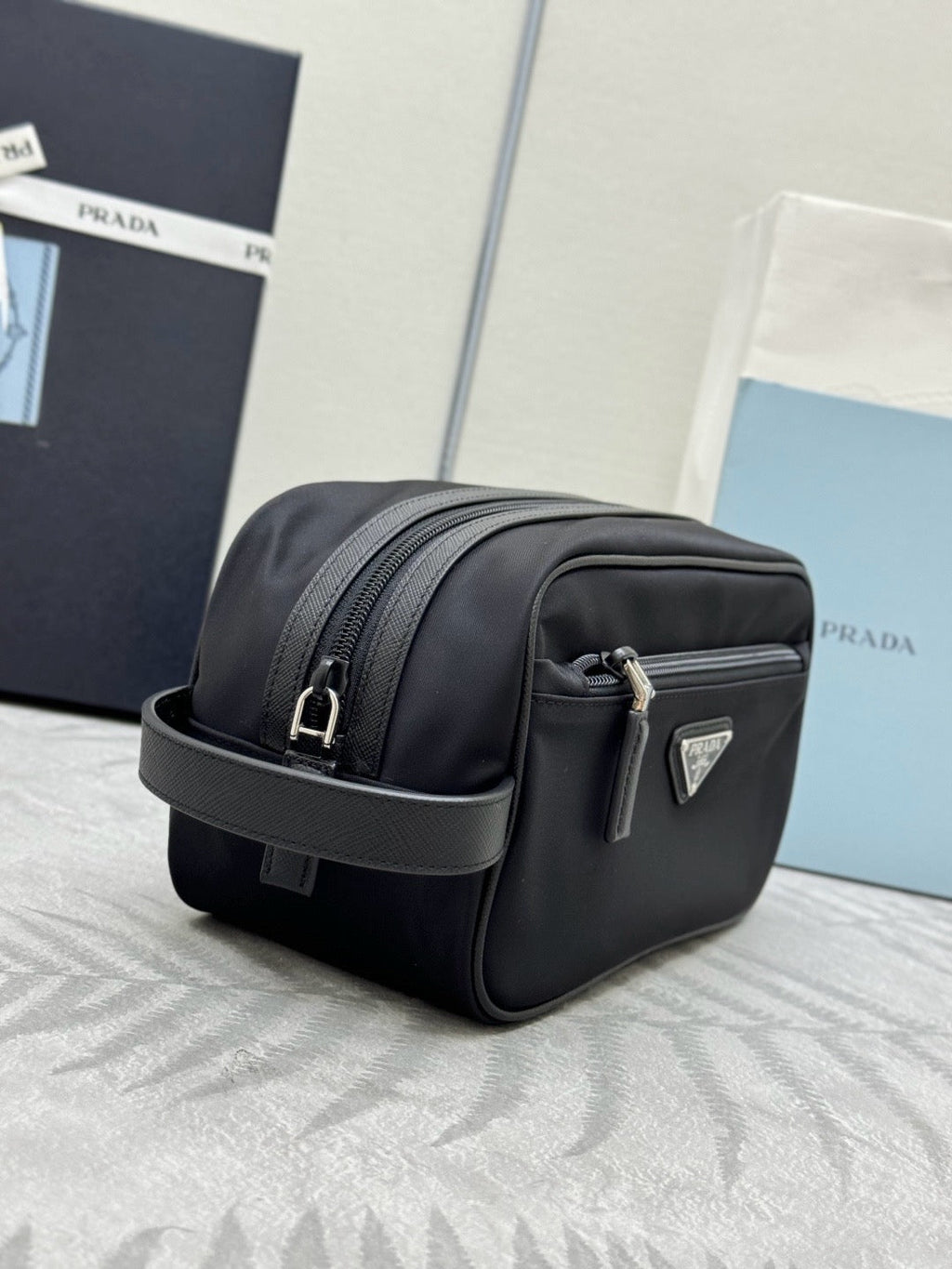 Prada Re-Edition Handbag 22cm Black Re-Nylon& Saffiano Leather