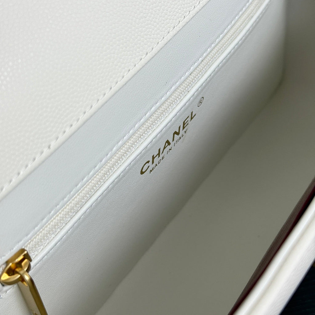 Chanel 26 Shoulder Bag 22cm White Caviar Leather