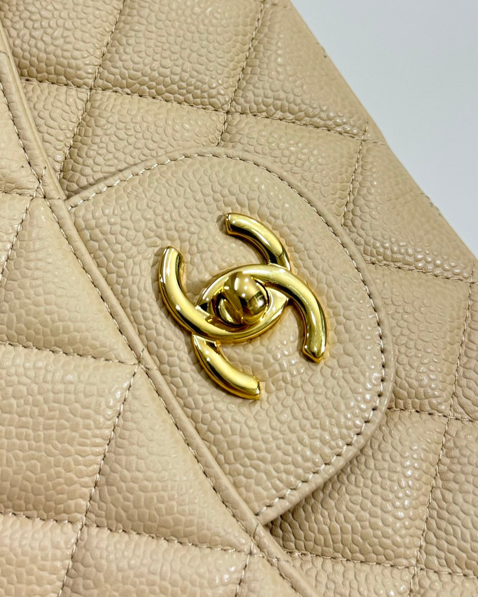 FLAP BAG 30CM GOLD HARDWARE BEIGE CAVIAR
