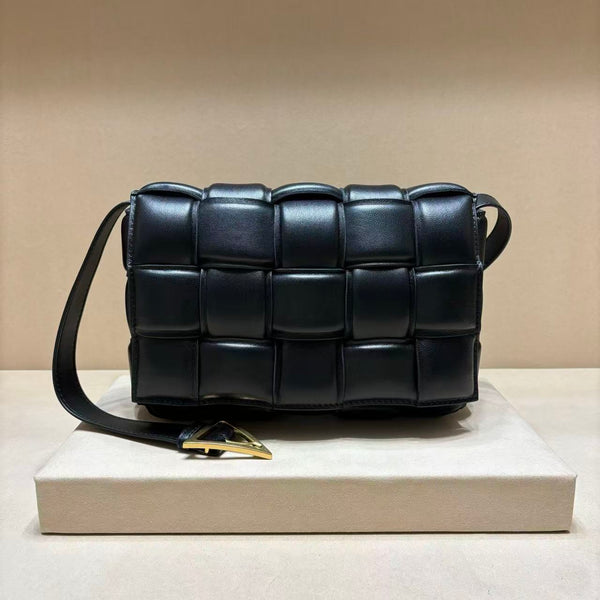 BV CROSSBODY BAG IN BLACK  LAMBSKIN