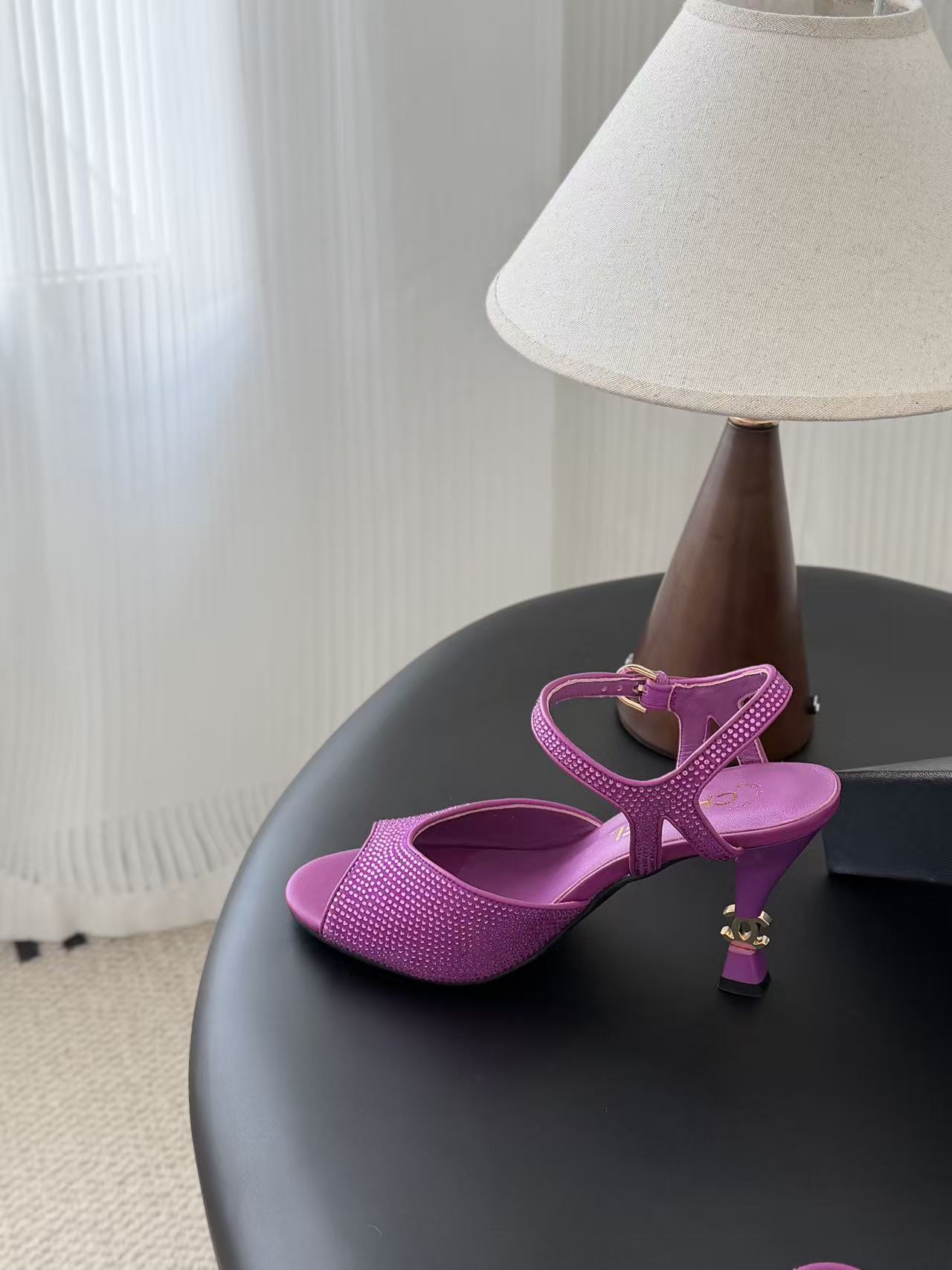 CC 26FW Slingback 7.5cm Hot Pink Crystal Leather