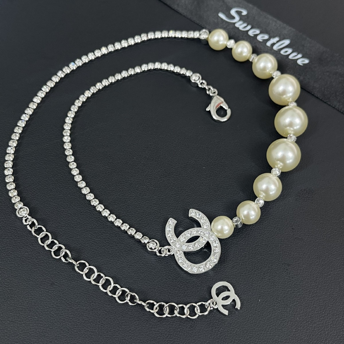 CC    Pearl Sliver Necklaces