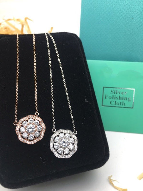 AURORA CLUSTER PENDANT NECKLACE