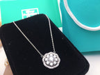 AURORA CLUSTER PENDANT NECKLACE