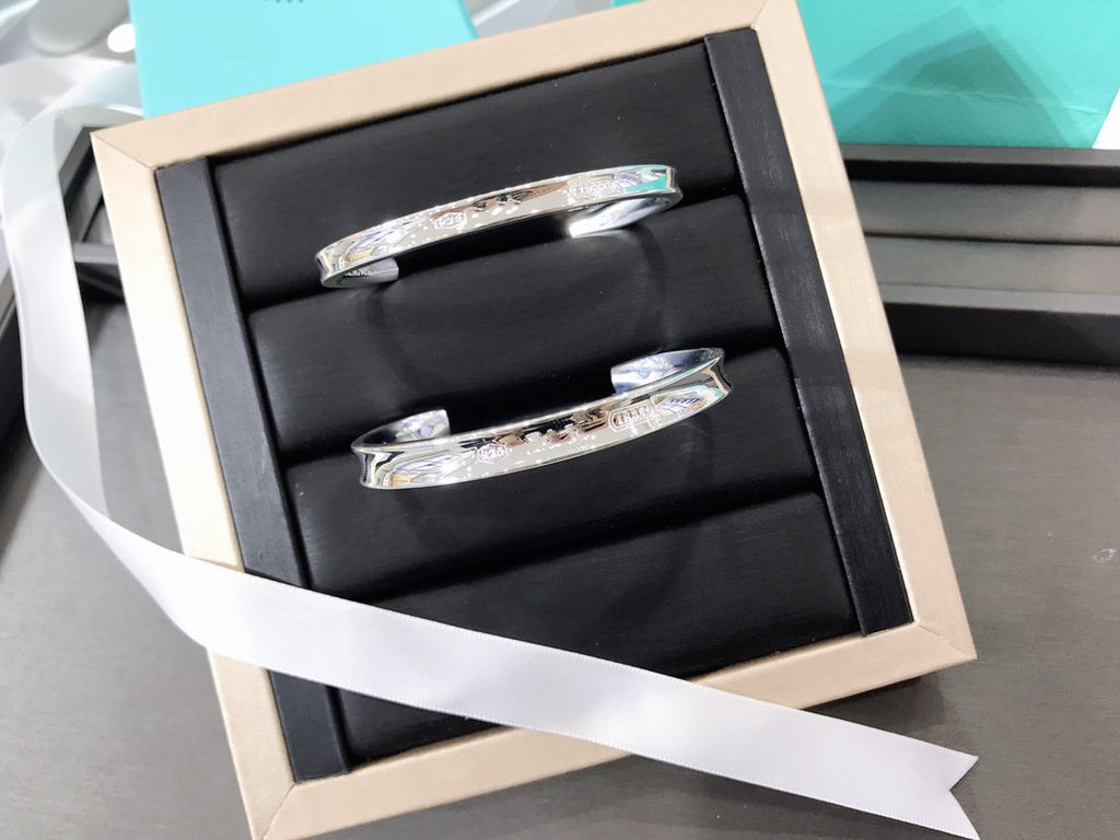 1837 CUFF IN SILVER NARROW