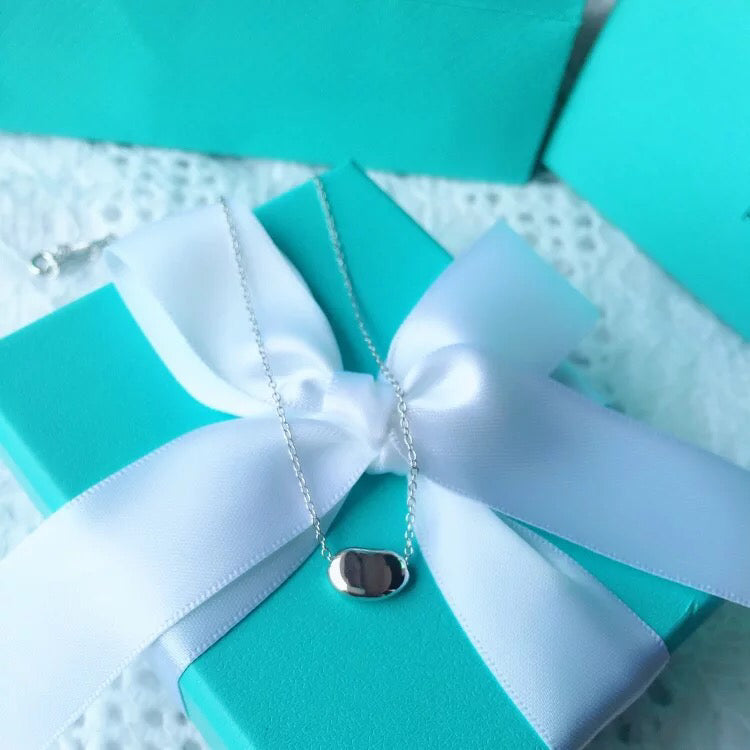 BEAN NECKLACE