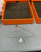 HM LOCK KEY BRACELET