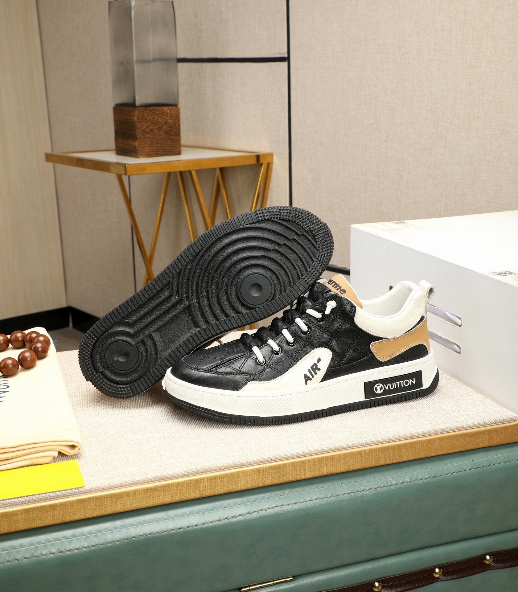 LV AIR SUPERME SNEAKER BLACK