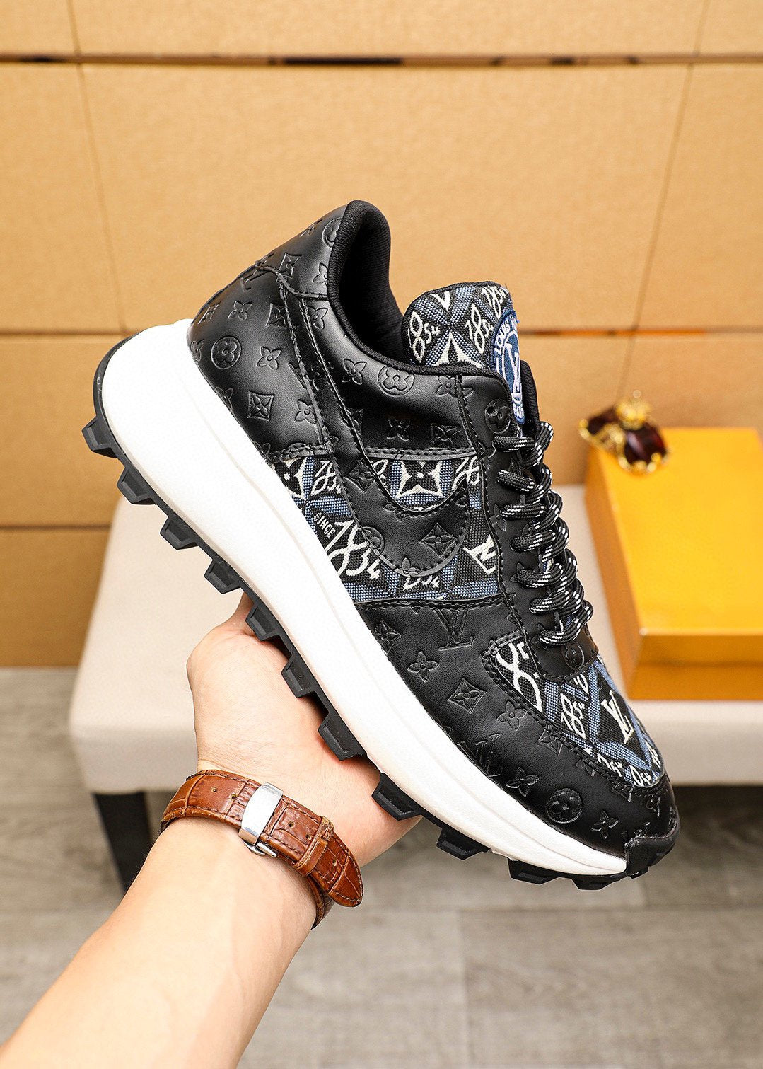 LV HIGH-END CLASSIC BLACK AND WHITE SUEDE MEN'S SHOES