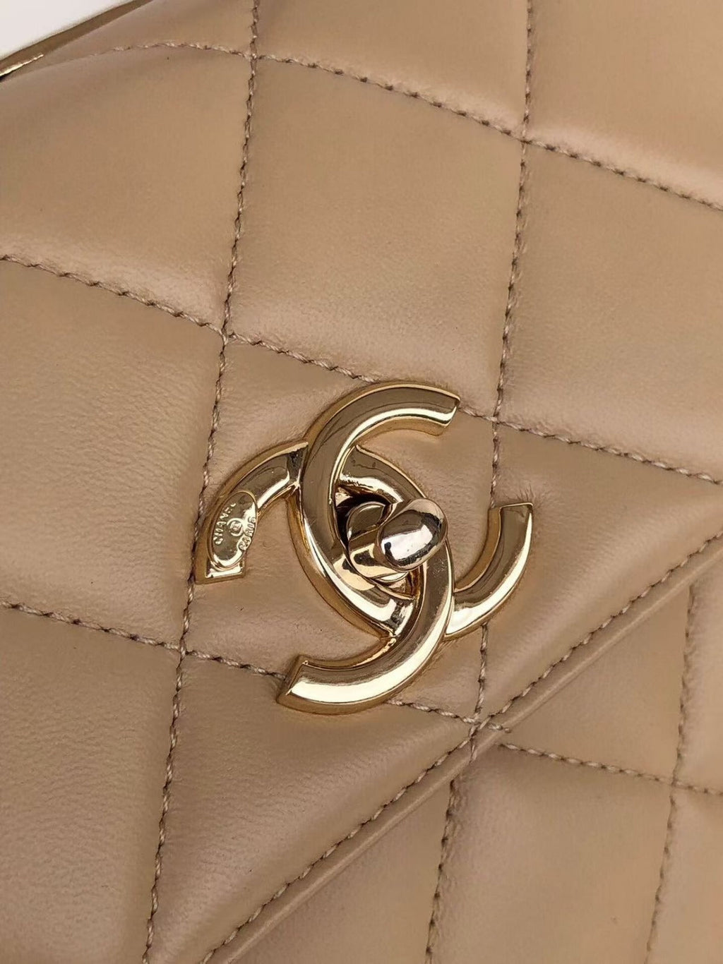 CC Trendy 25 Cream Lambskin