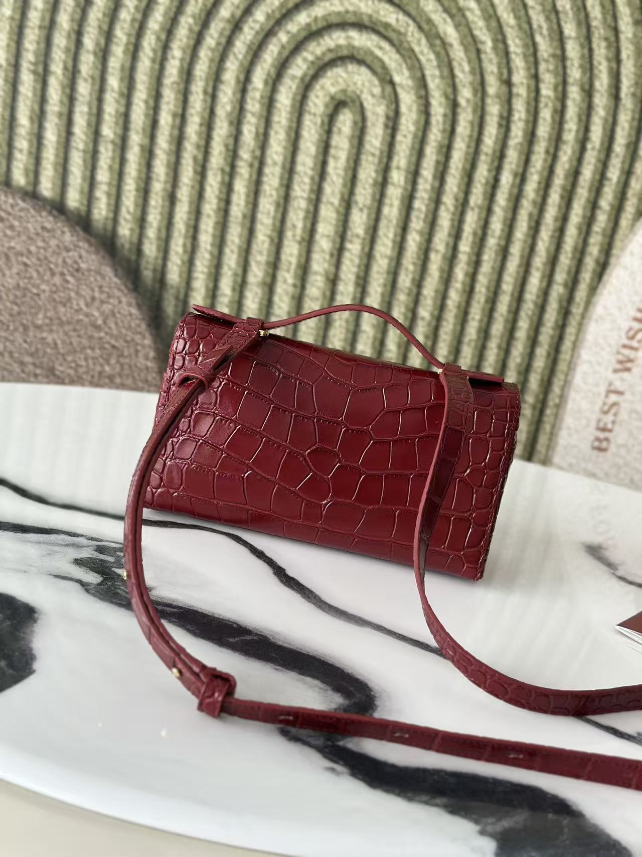 Extra Pocket L19 Burgundy Alligator Pattern Leather GHW